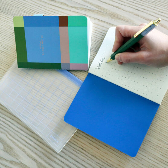 Block colour stationery set